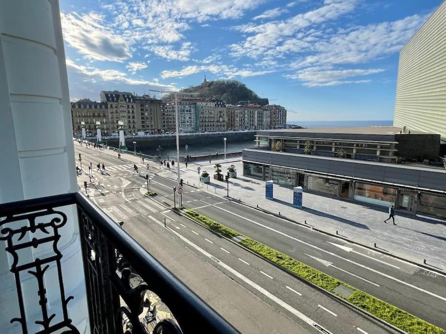 Frente Al Kursaal Y La Playa Apartamento *